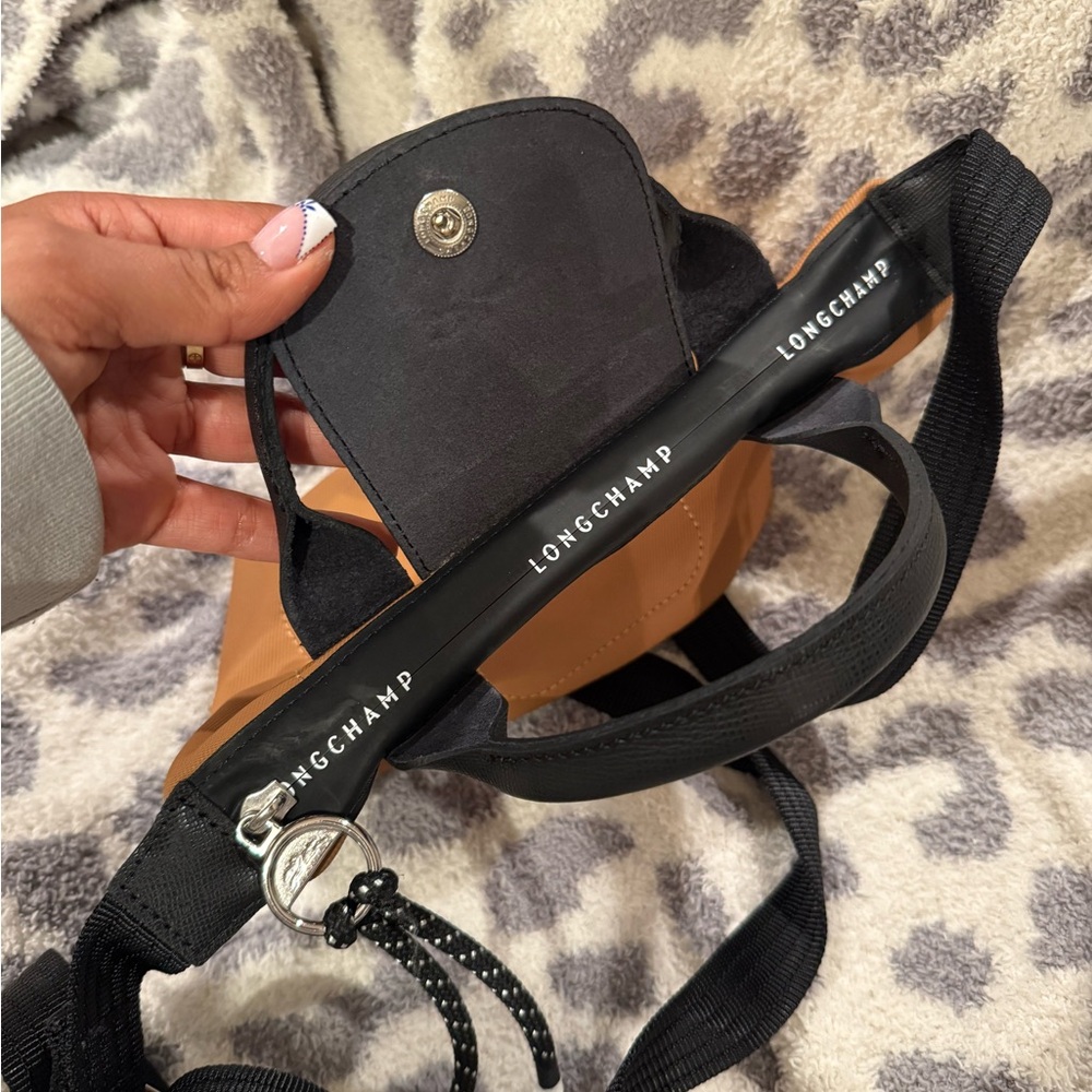 Longchamp Tan and Black Crossbody Bag - Picture 3 of 6